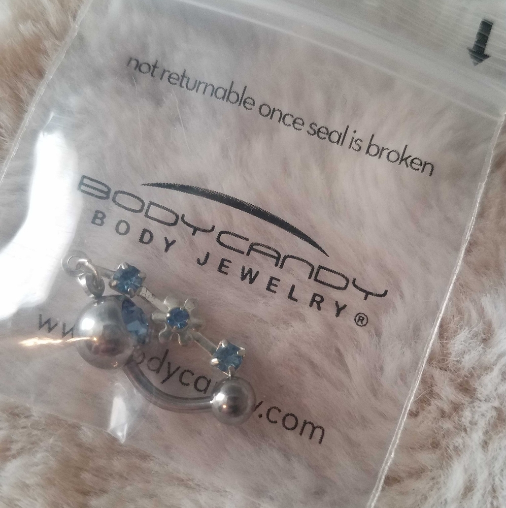 New fully sealed bellybutton ring